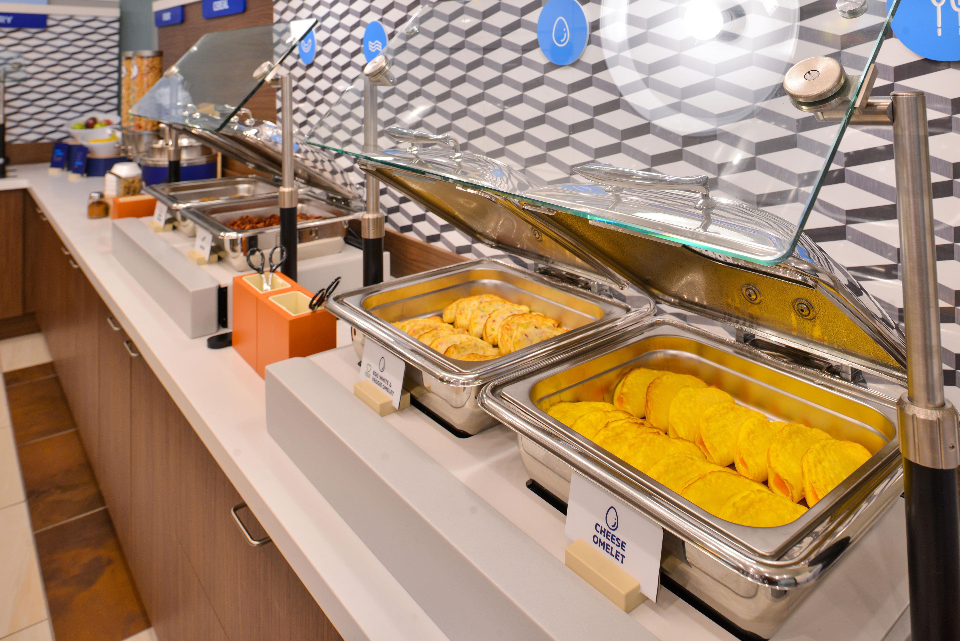 Holiday Inn Express & Suites Cleveland By Ihg Bagian luar foto